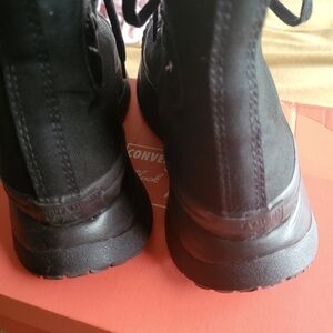 Black unisex high top converse